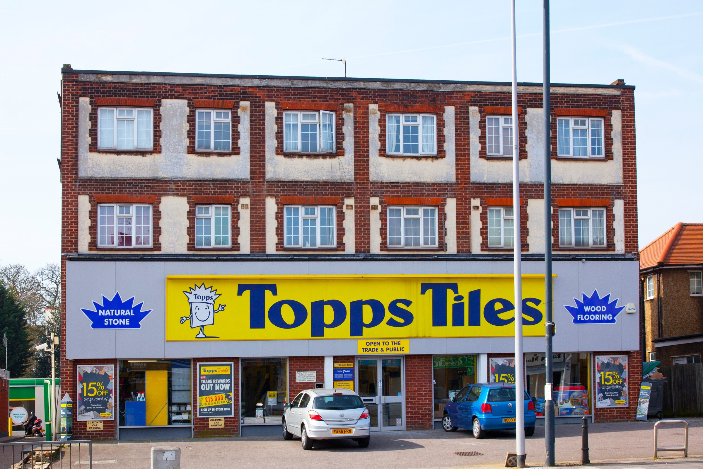 » topps tiles